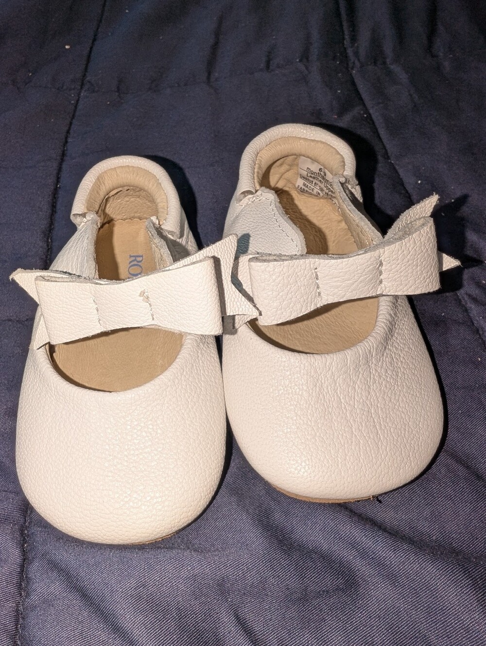 ROBEEZ Infant Girl's White Leather Slip-in Shoes - Size 6-9 Mos.